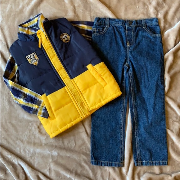 Size 4 boys three piece set - Picture 1 of 5